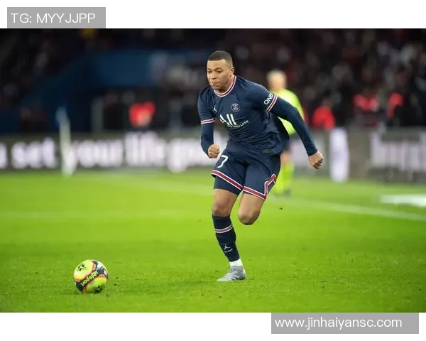 穿上足球衣最具魅力的球星盘点个性与颜值兼备的足球明星