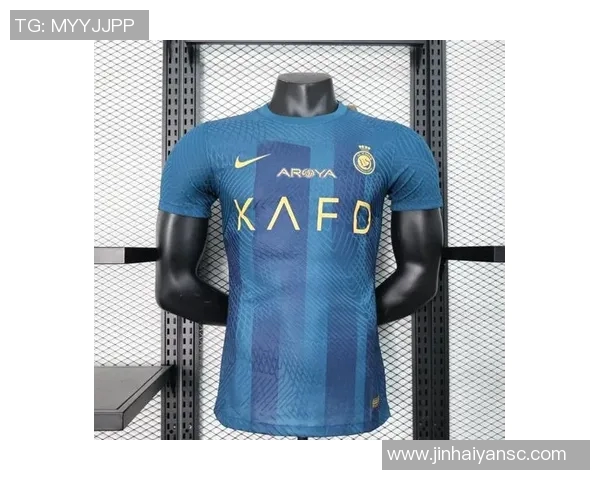 高清足球明星球衣设计图展示全方位细节与特色风格分析